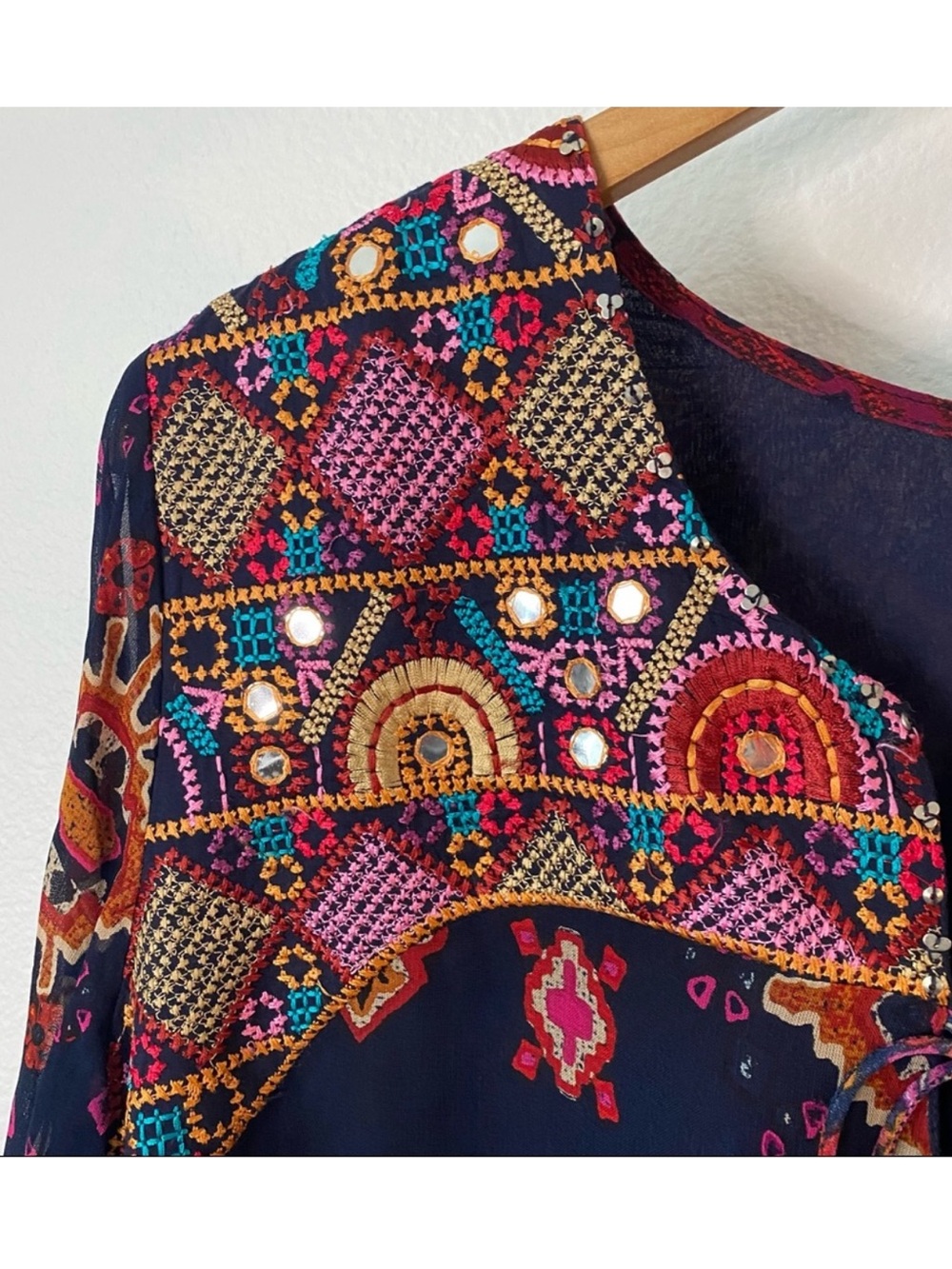 Soft Surroundings Navy Iskra Embroidered Tunic 1X - Picture 2 of 8